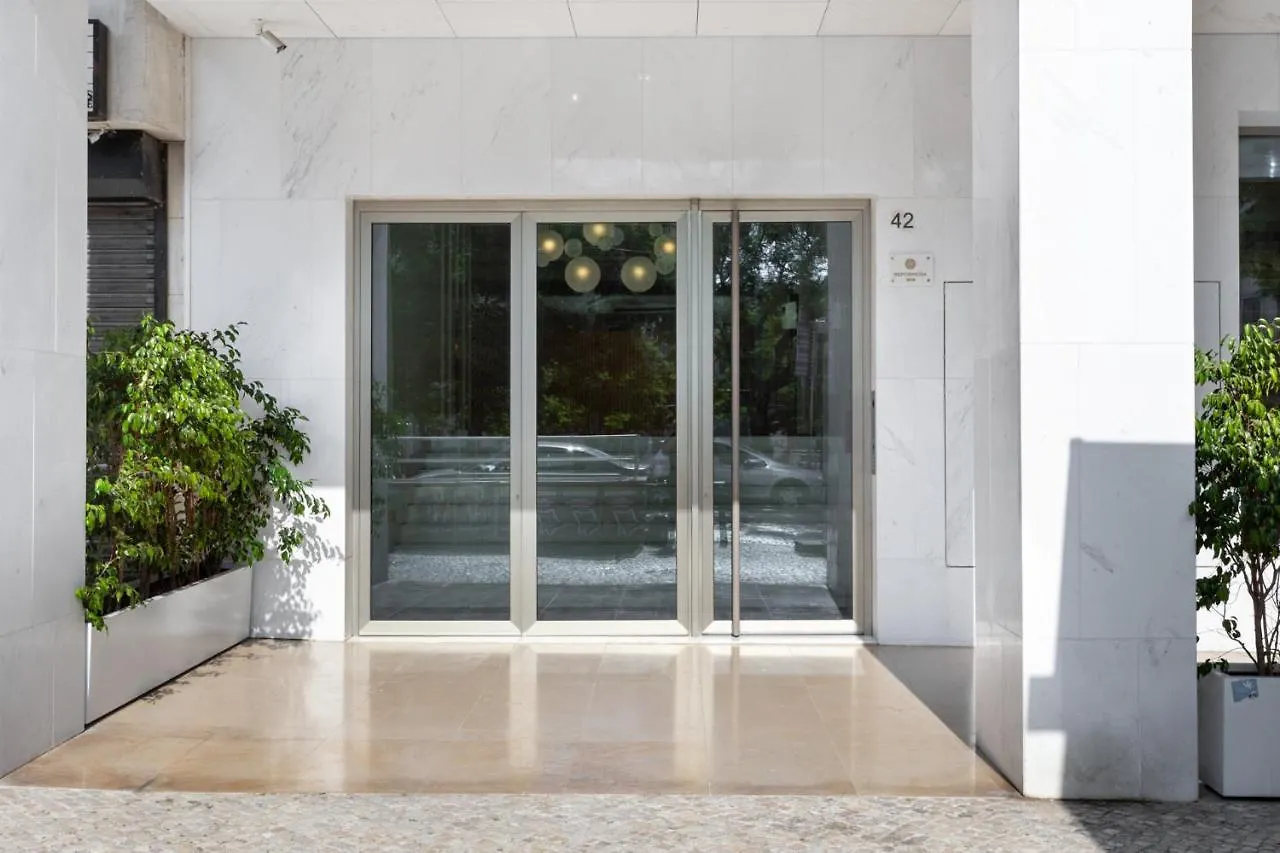 Apartment Joivy Luxurious Studios With River View Near Time Out Market Lissabon Portugal